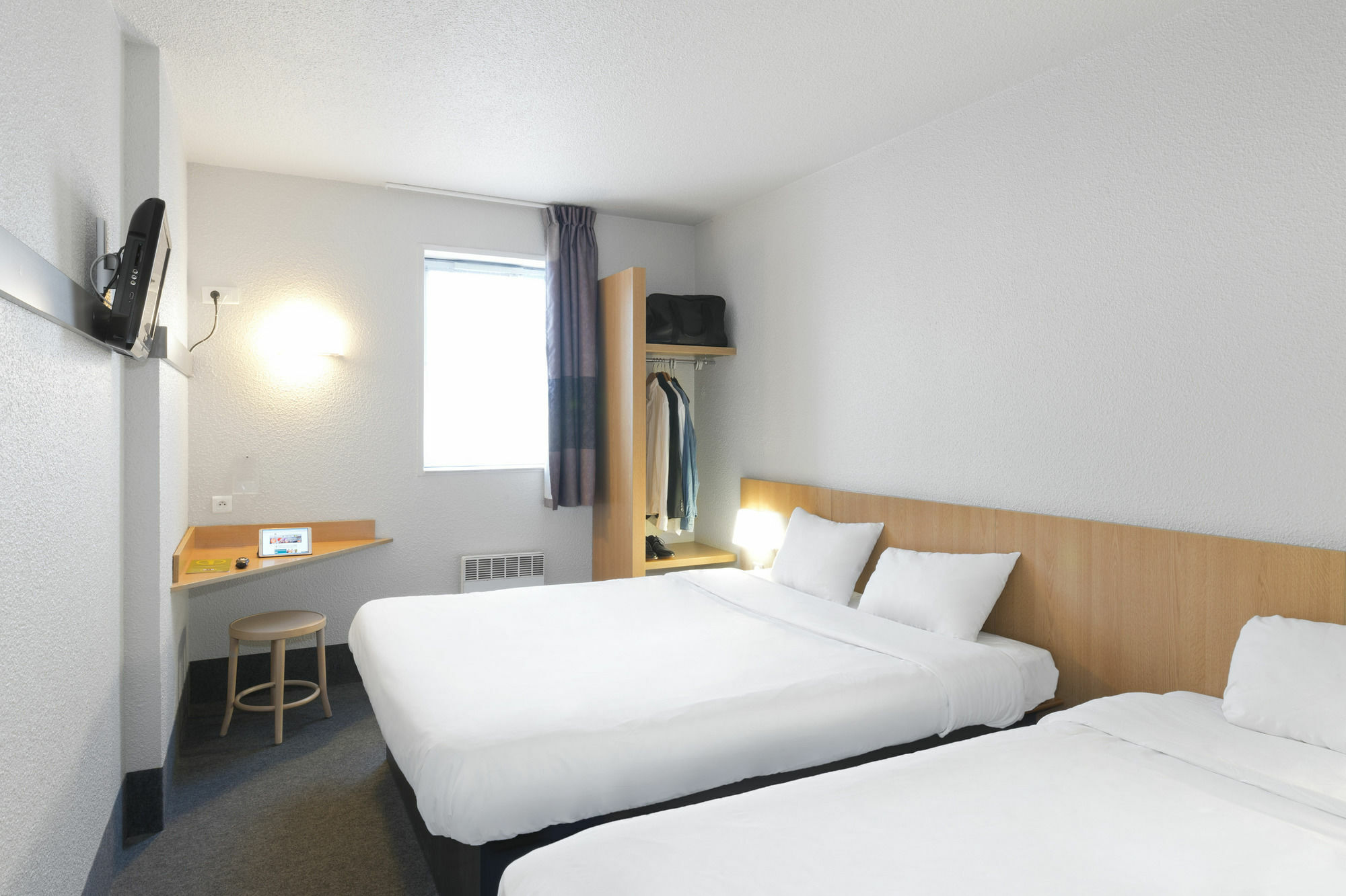 B&B Hotel Lorient 코단 외부 사진